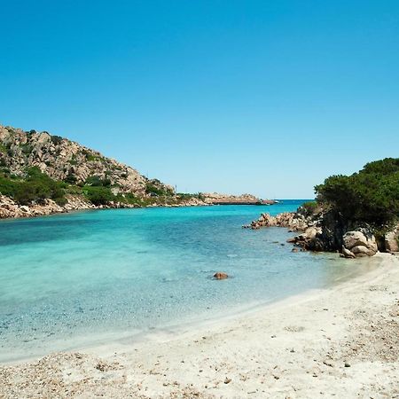 Awesome Apartment In La Maddalena With Kitchen Buitenkant foto